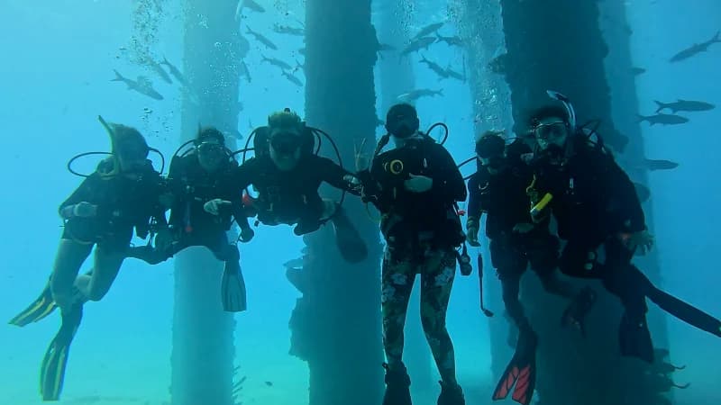 Master Scuba Diver training with Scuba Life